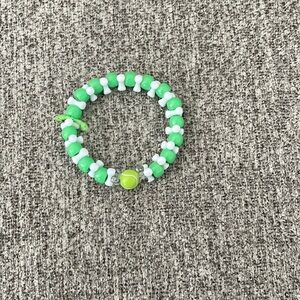 Stretchy tennis bracelet